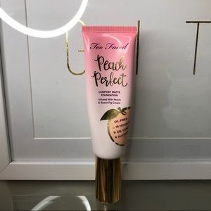 Too Faced Peach Perfect Foundation 🍑